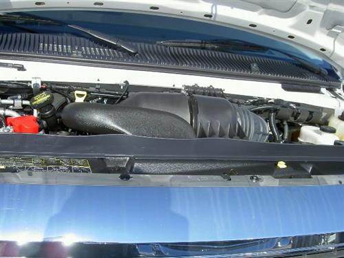 Ford Econoline Wagon 2008 photo 2