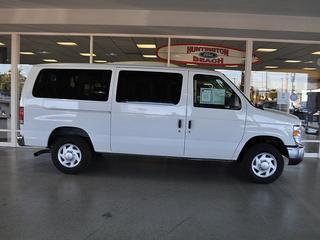 Ford Econoline Wagon 2008 photo 4