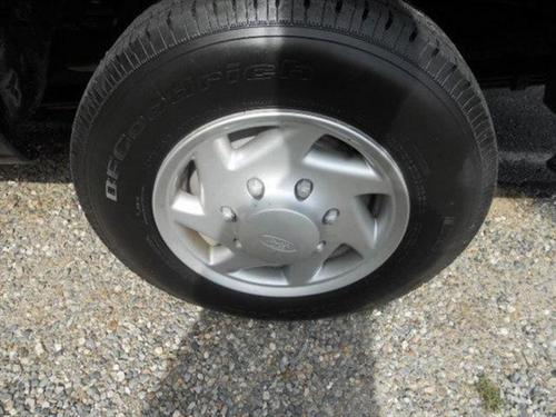 Ford Econoline Wagon 2008 photo 5