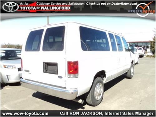Ford Econoline Wagon 2008 photo 1