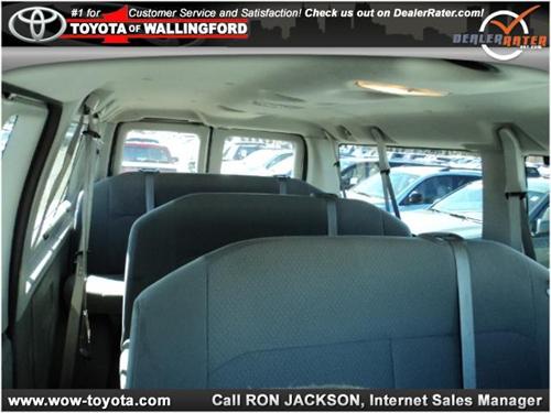 Ford Econoline Wagon 2008 photo 3