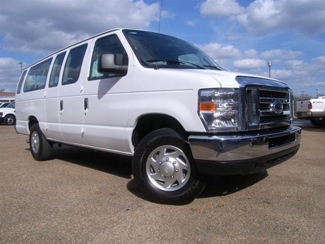 Ford Econoline Wagon ESi Passenger Van