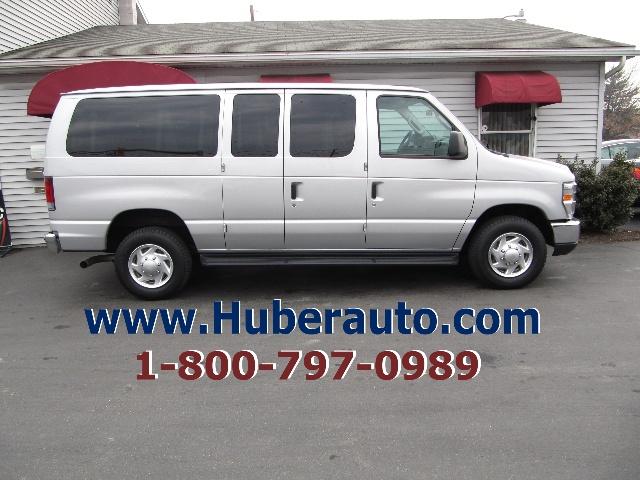 Ford Econoline Wagon SLE Duramax 4X4 Passenger Van
