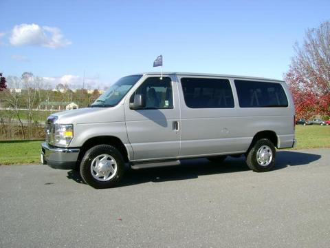 Ford Econoline Wagon GT Deluxe Bullitt Other
