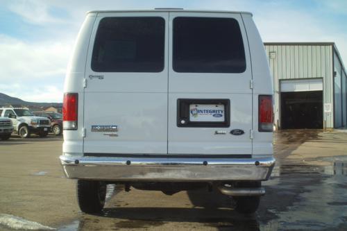 Ford Econoline Wagon 2010 photo 5