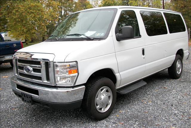Ford Econoline Wagon ESi Passenger Van