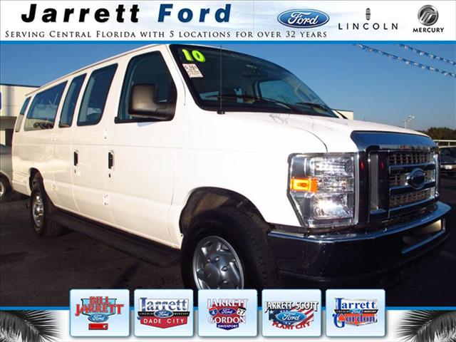 Ford Econoline Wagon 4WD CREW CAB 172lariat Passenger Van