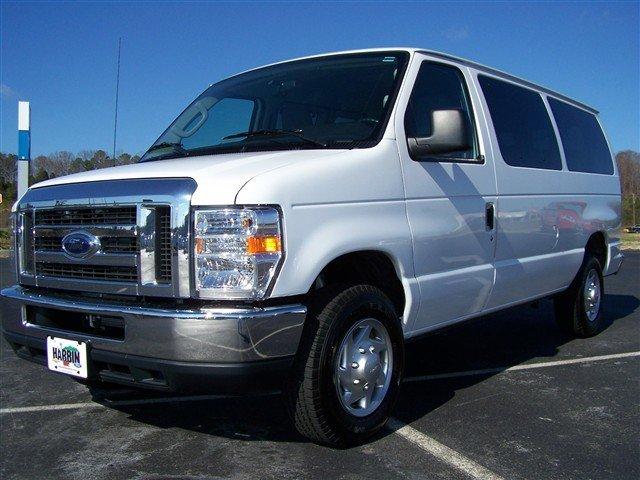 Ford Econoline Wagon ESi Passenger Van