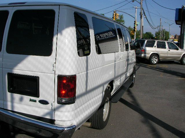 Ford Econoline Wagon Z71, 4X4, LS, XCAB Passenger Van