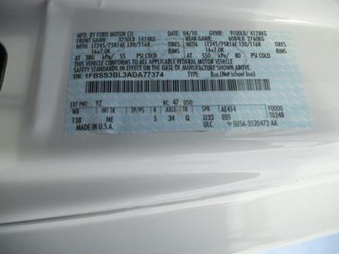 Ford Econoline Wagon 2010 photo 3