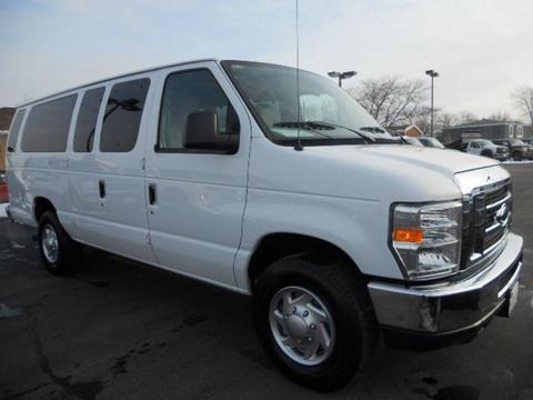 Ford Econoline Wagon 2010 photo 5