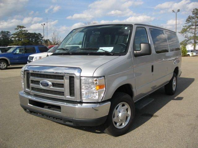 Ford Econoline Wagon ESi Passenger Van