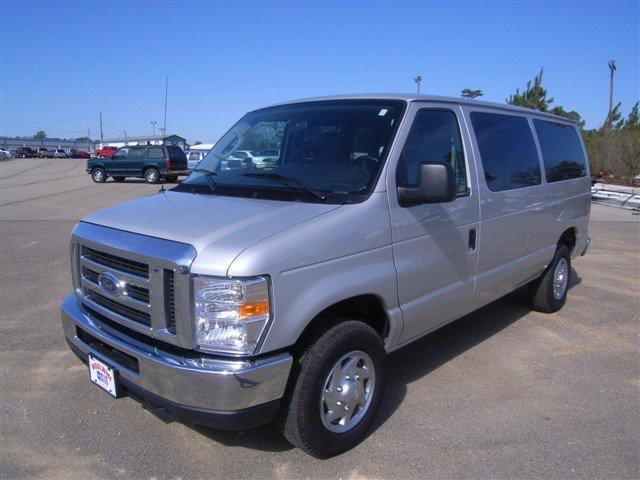 Ford Econoline Wagon ESi Passenger Van