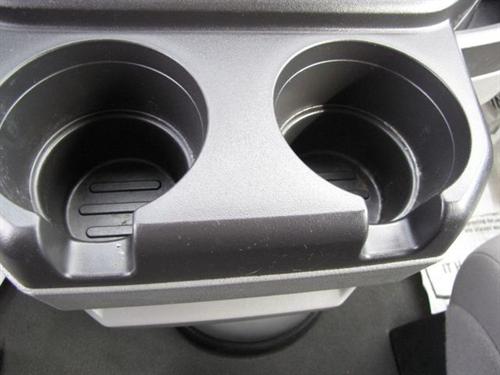 Ford Econoline Wagon 2010 photo 1