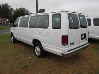 Ford Econoline Wagon 2011 photo 5