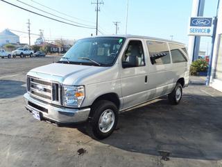 Ford Econoline Wagon 2011 photo 1