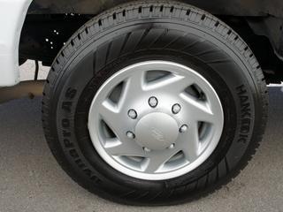 Ford Econoline Wagon 2011 photo 1