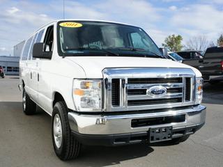 Ford Econoline Wagon 2011 photo 5