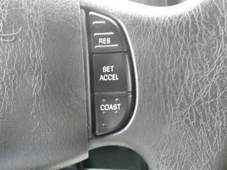 Ford Econoline Wagon 2011 photo 3