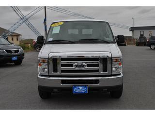 Ford Econoline Wagon 2011 photo 4