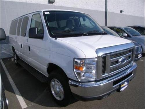 Ford Econoline Wagon GT Deluxe Bullitt Other