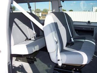 Ford Econoline Wagon 2011 photo 3