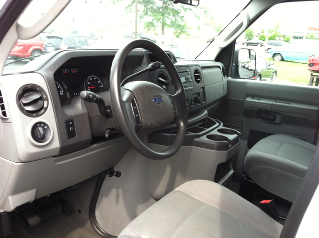 Ford Econoline Wagon Z71, 4X4, LS, XCAB Passenger Van