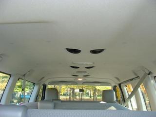 Ford Econoline Wagon 2011 photo 1