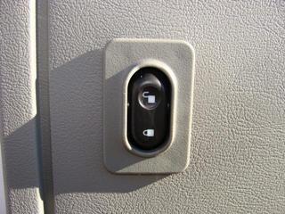 Ford Econoline Wagon 2011 photo 2