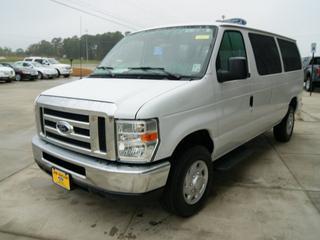 Ford Econoline Wagon 2011 photo 5