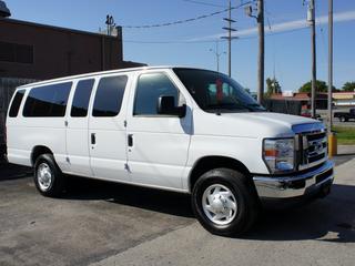 Ford Econoline Wagon 2011 photo 5