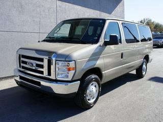 Ford Econoline Wagon 2011 photo 4