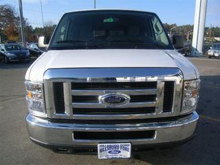 Ford Econoline Wagon 2011 photo 4