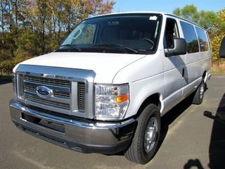 Ford Econoline Wagon 2011 photo 5