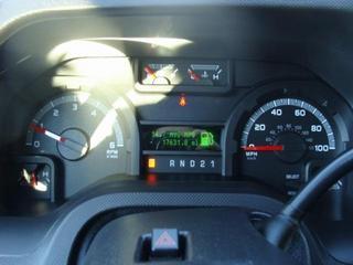 Ford Econoline Wagon 2011 photo 2