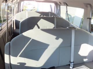 Ford Econoline Wagon 2011 photo 5