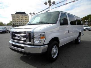Ford Econoline Wagon 2011 photo 4