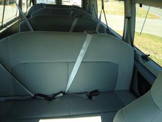 Ford Econoline Wagon 2011 photo 5