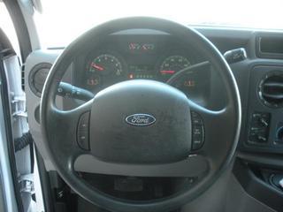 Ford Econoline Wagon 2011 photo 1