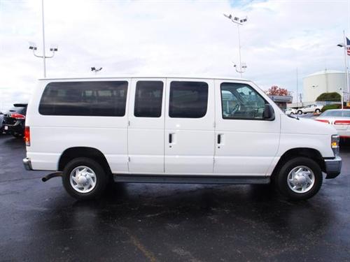 Ford Econoline Wagon GT Deluxe Bullitt Other