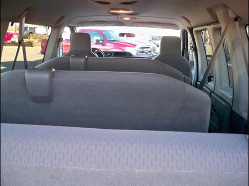 Ford Econoline Wagon 2011 photo 1