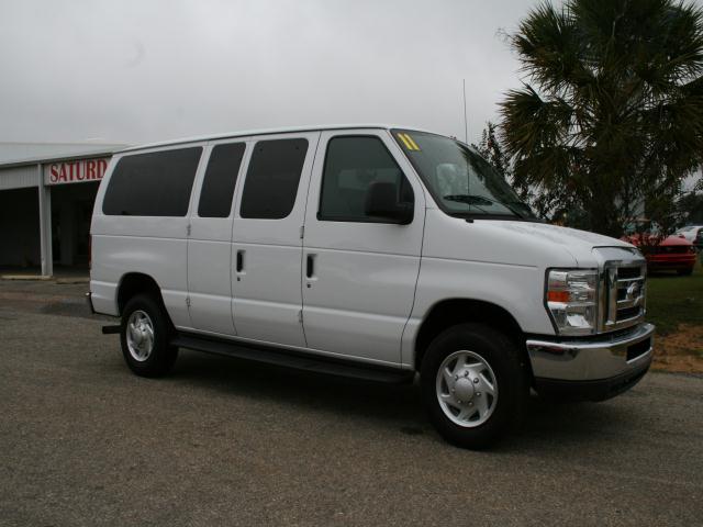 Ford Econoline Wagon ESi Passenger Van