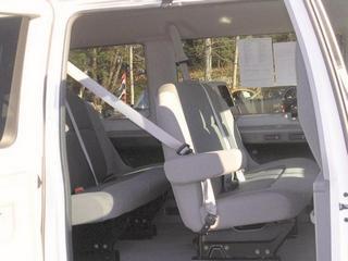 Ford Econoline Wagon 2011 photo 5
