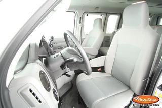 Ford Econoline Wagon 2011 photo 5