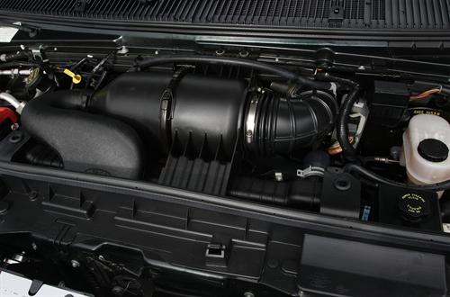 Ford Econoline Wagon 2011 photo 2