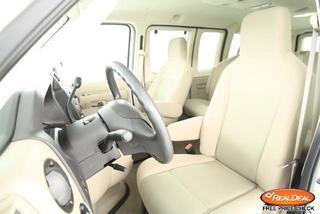 Ford Econoline Wagon 2011 photo 5