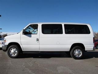 Ford Econoline Wagon 2011 photo 4