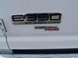 Ford Econoline Wagon 2011 photo 1