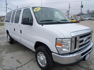 Ford Econoline Wagon 2011 photo 5