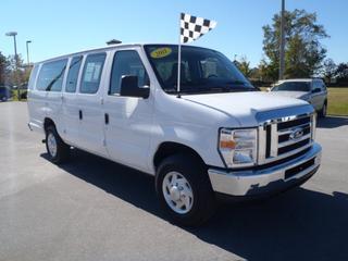 Ford Econoline Wagon 2011 photo 3